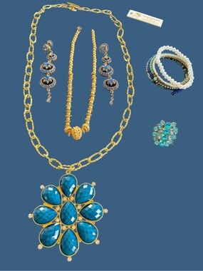 Amrita Singh Gold-Tone Necklace Set with Turquoise Blue Flower Pendant